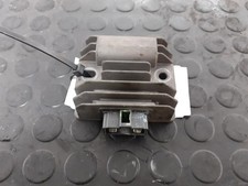Regolatore raddrizzatore