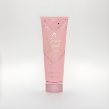 VICTORIA’S SECRET DARLING