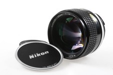Nikon MF 85mm f/1.4 AI-S -