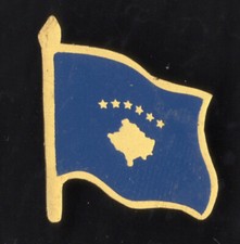 SOUVENIR PIN FROM KOSOVO. FLAG
