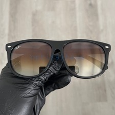 Occhiali da sole Ray-Ban Boyfriend nero/grigio sfumato 60 mm RB4147 601/32 60-15 145