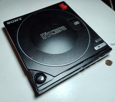 Lettore CD SONY D-100 Discman