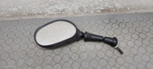 Specchietto specchio - specchietto,