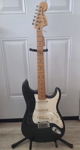 Squier stratocaster standard - squier,