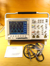 TEKTRONIX TDS3012 100 (150)