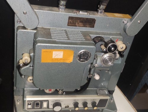 Projecteur eiki m - ,