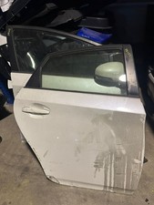 PORTA SPORTELLO PORTIERA POSTERIORE DESTRA DX TOYOTA PRIUS 2009/15