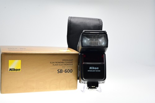 Nikon 600 speedlight ttl - sb-600,