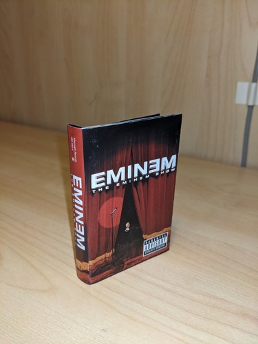 Copertina musicassetta eminem - copertina,