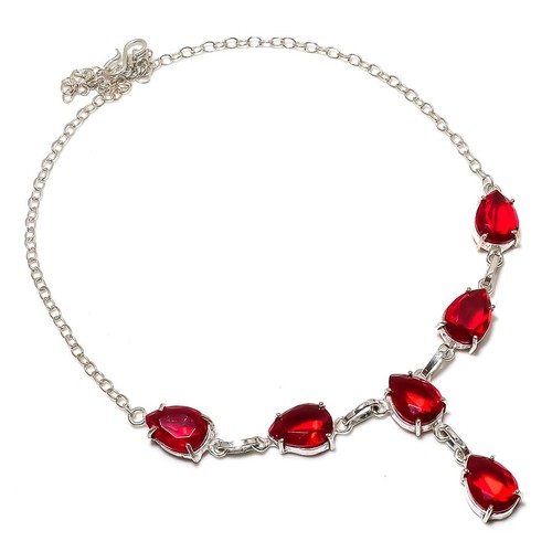 Collana con pietre preziose - , a