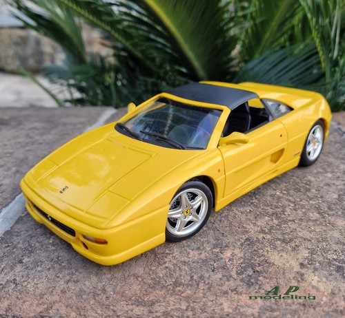 Modellino auto scala 18 - auto, 1/18