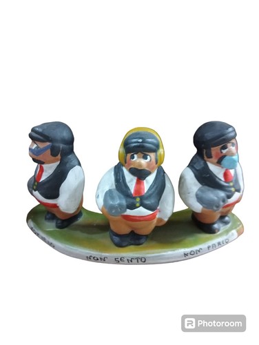 Statuine non vedo - -, sento
