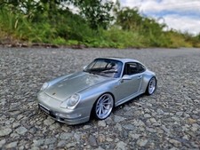 1:18 Porsche 993 Carrera 4S