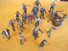 The walking dead mcfarlane - walking,