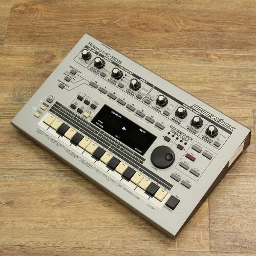 Roland 303 groovebox - mc-303,