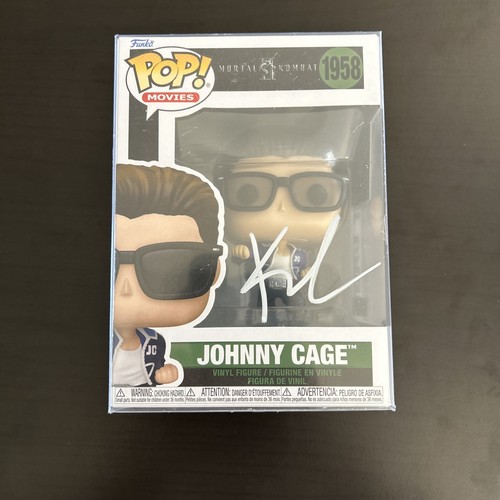 Karl urban firmato johnny cage - urban,
