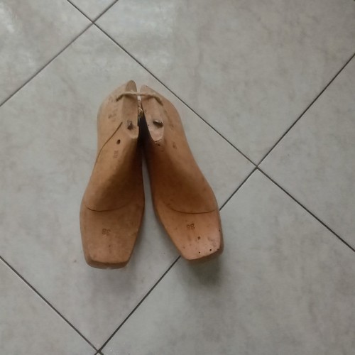 Coppia vecchie forme - di,