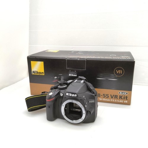 Nikon dslr d3200 usata - d3200,