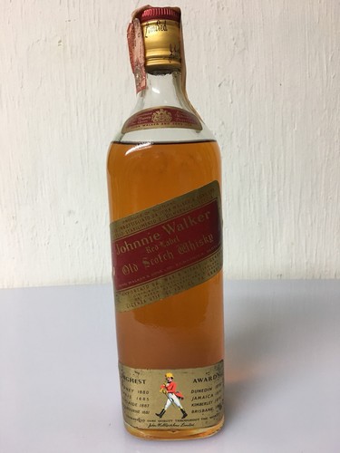 Johnnie walker red label - red,