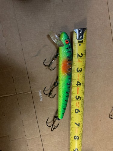 Musky mania jake esca a - mania,