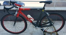 bici da corsa Ferrari