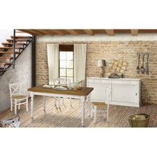 Sedia impagliata, tavolo