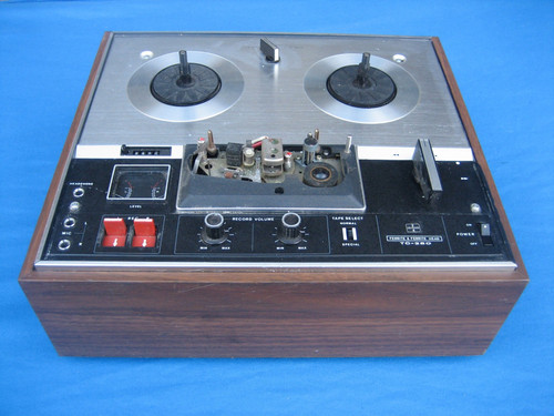 Registratore tapecorder - registratore,