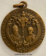 UNIVERSITÀ DEGLI STUDIO DI CAMERINO MEDAGLIA UNIVERSITAS STUDIORUM CAMERINENSIS