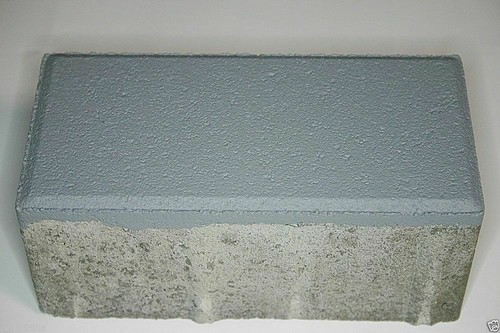 Colore grigio cemento silicone