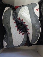 Air Jordan 9