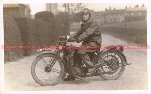 Homme sur une - moto,