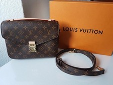 Louis Vuitton Pochette Métis