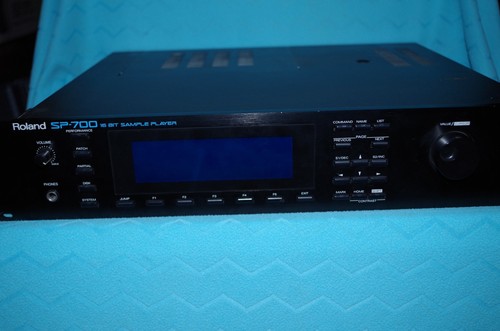 Roland sp700 16 mb - sp700, /