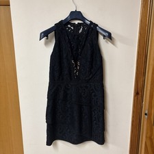 BCBG MaxAzria Hanah Mini Abito in Pizzo a Strati Nero/Blu Navy Scuro - Taglia 10