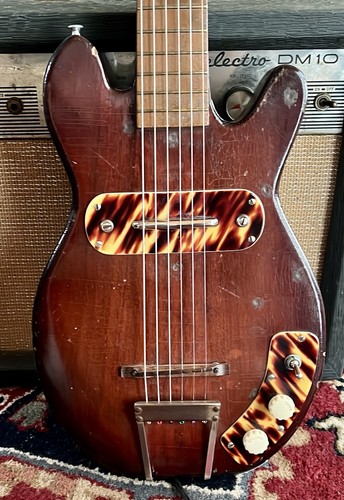 Chitarra kay peanut - kay,