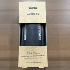 Pneumatico tubeless/regolare