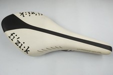 Sella FIZIK ARIONE CX 220g