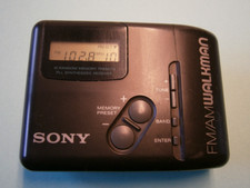 SONY FM/AM WALKMAN modello