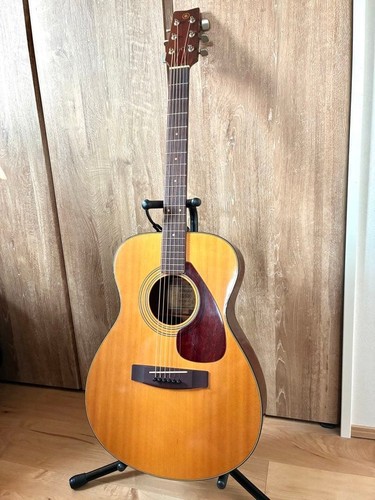 Chitarra acustica vintage