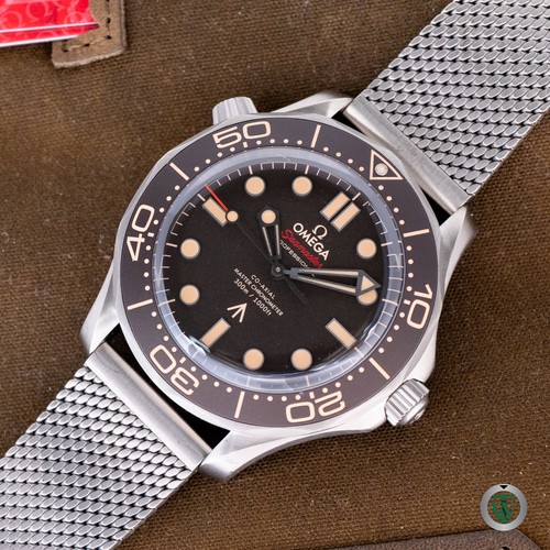 Omega seamaster 300 - 300, bond