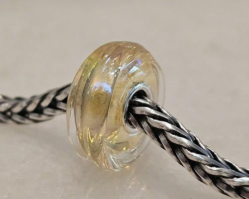 Trollbeads perlina alba - perlina, "alba