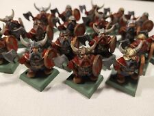 Nani Guerrieri da Warhammer Fantasy regiment - x18 - Rosso/Oro - In plastica