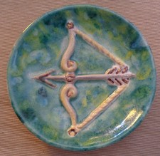 TONDO CERAMICA ANGELO UNGANIA FAENZA SEGNO ZODIACALE SAGITTARIO POTTERY RARO ANN