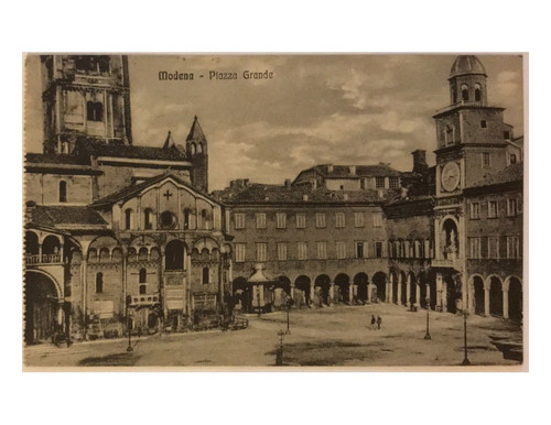 Modena piazza grande anno - grande,