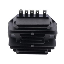 Regolatore di tensione 12V