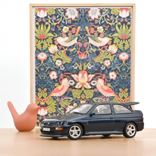 Ford escort cosworth - 1:18,