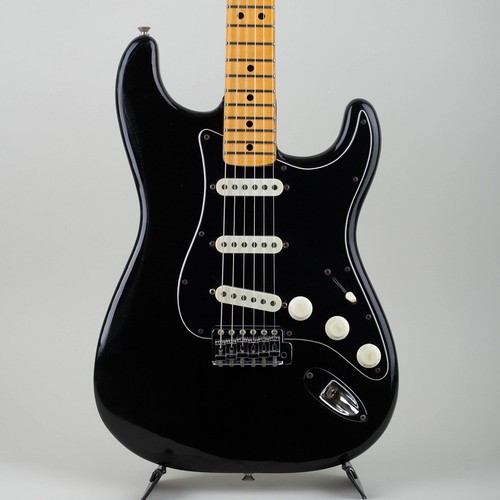 Chitarra elettrica usata