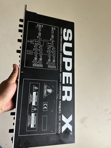 Behringer super 2300 - cx,