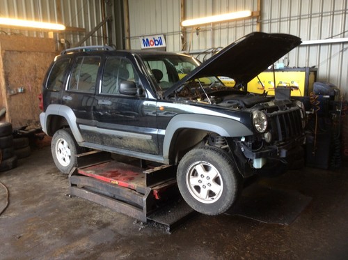 Jeep cherokee sport 8 crd - sport, 2.8