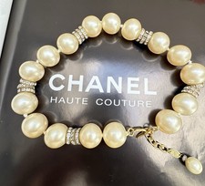 Collana di perle CHANEL